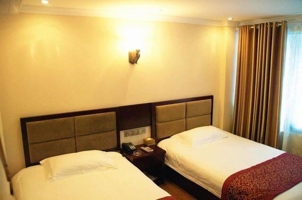 Chongqing Sipulan Express Hotel Экстерьер фото